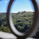 Agriostello Delle Langhe Hostal *