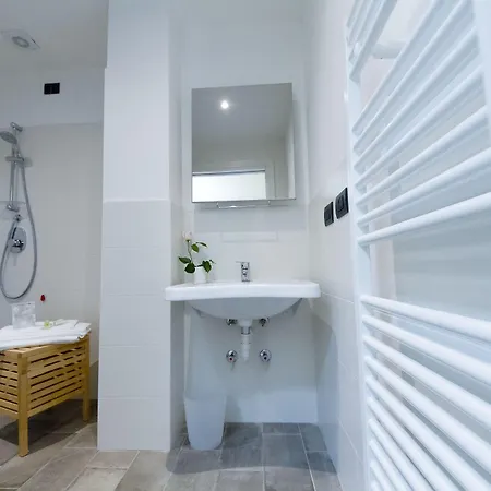 Albergue Agriostello Delle Langhe *