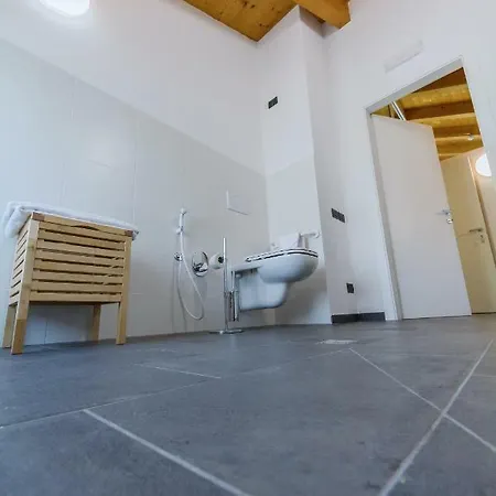 Albergue Agriostello Delle Langhe *
