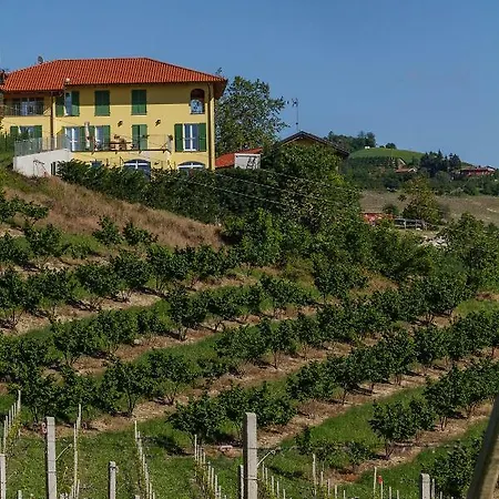 Agriostello Delle Langhe Hostel