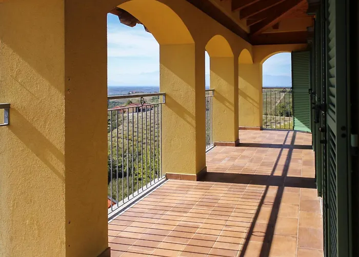 Agriostello Delle Langhe Vandrerhjem Farigliano