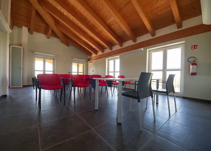 Agriostello Delle Langhe Vandrerhjem *